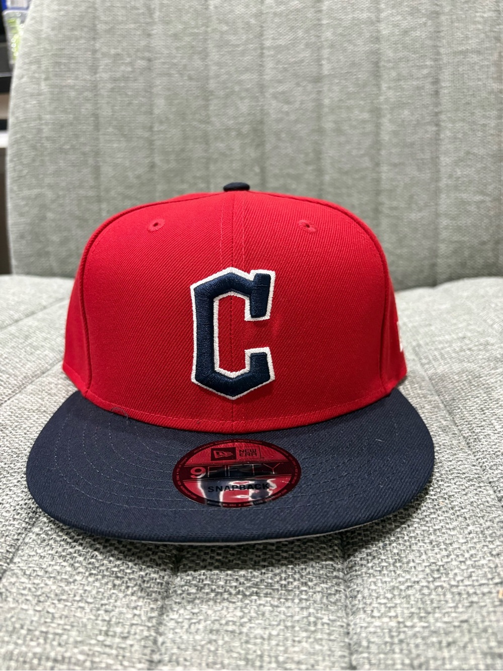 New Cleveland Guardians New Era 2025 Home
Basic 9FIFTY Snapback - Red